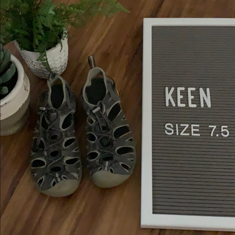 Women’s Keen Shoes